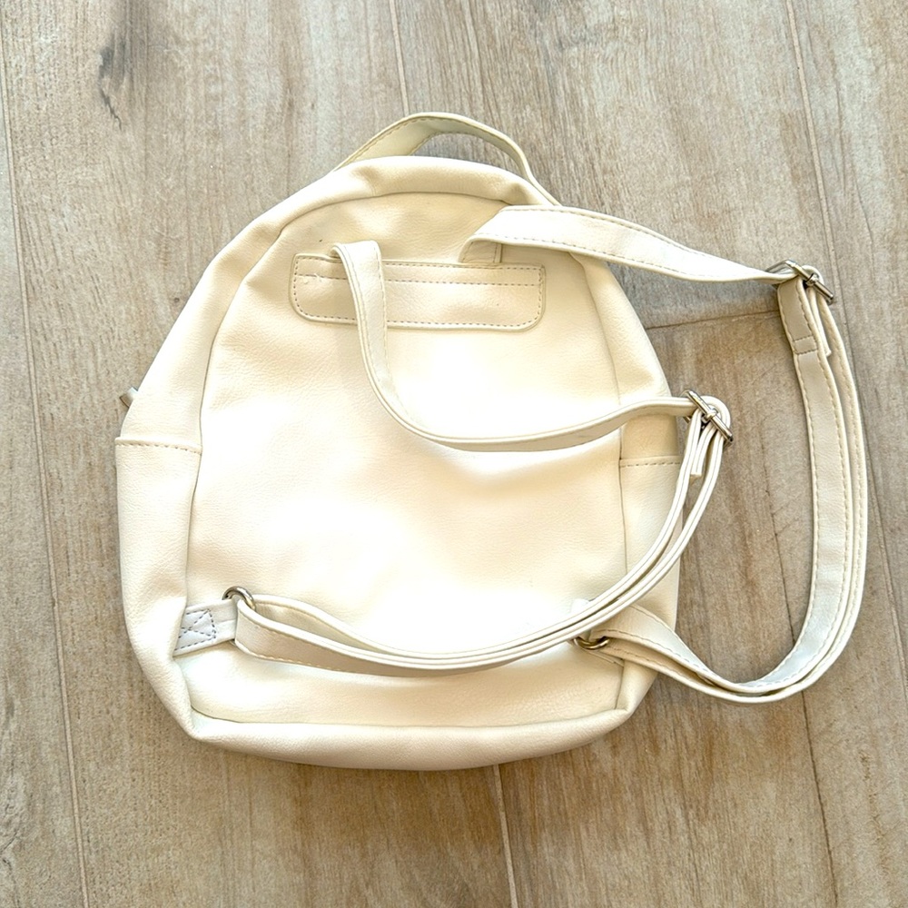 mini white target backpack - Picture 2 of 4